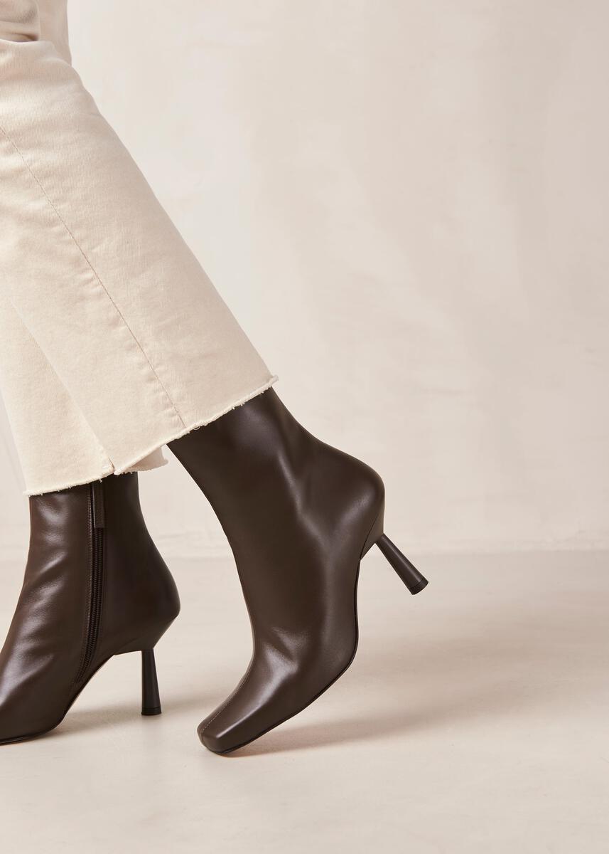 Frappe Coffee Brown Leather Ankle Boots