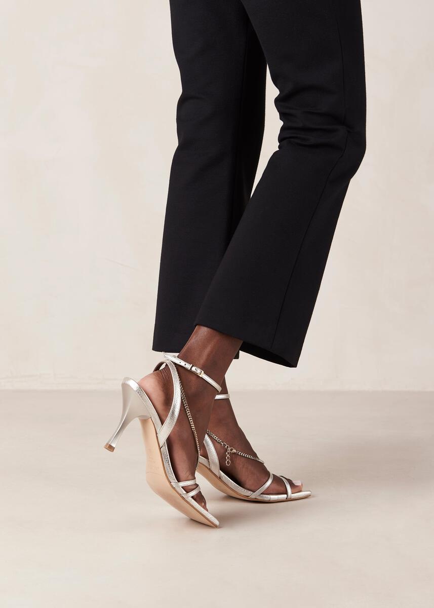 Straps Chain Shimmer Silver Leather Sandals