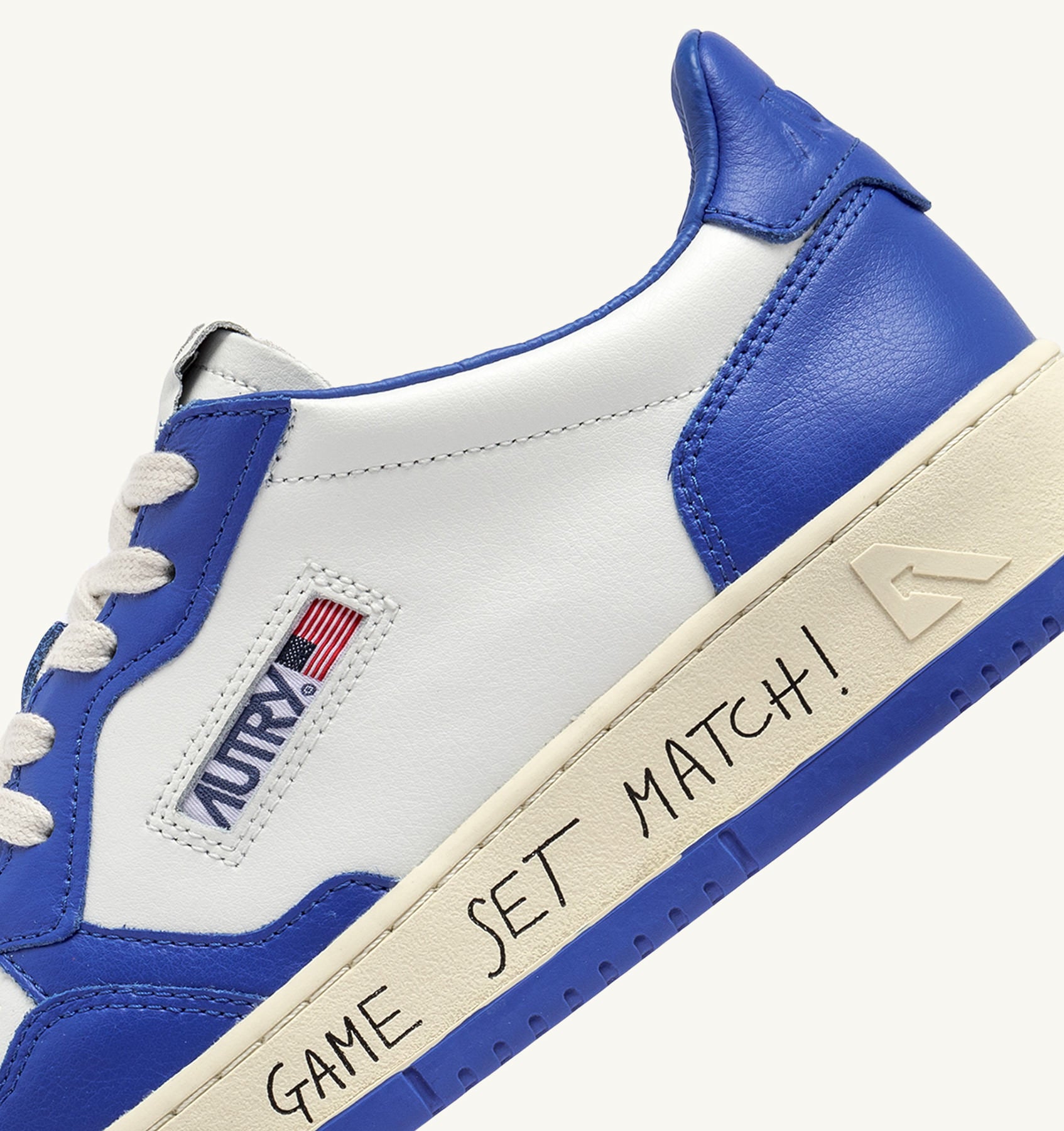 MEDALIST LOW SNEAKERS IN WHITE AND PALACE BLUE LEATHER WITH LETTERING