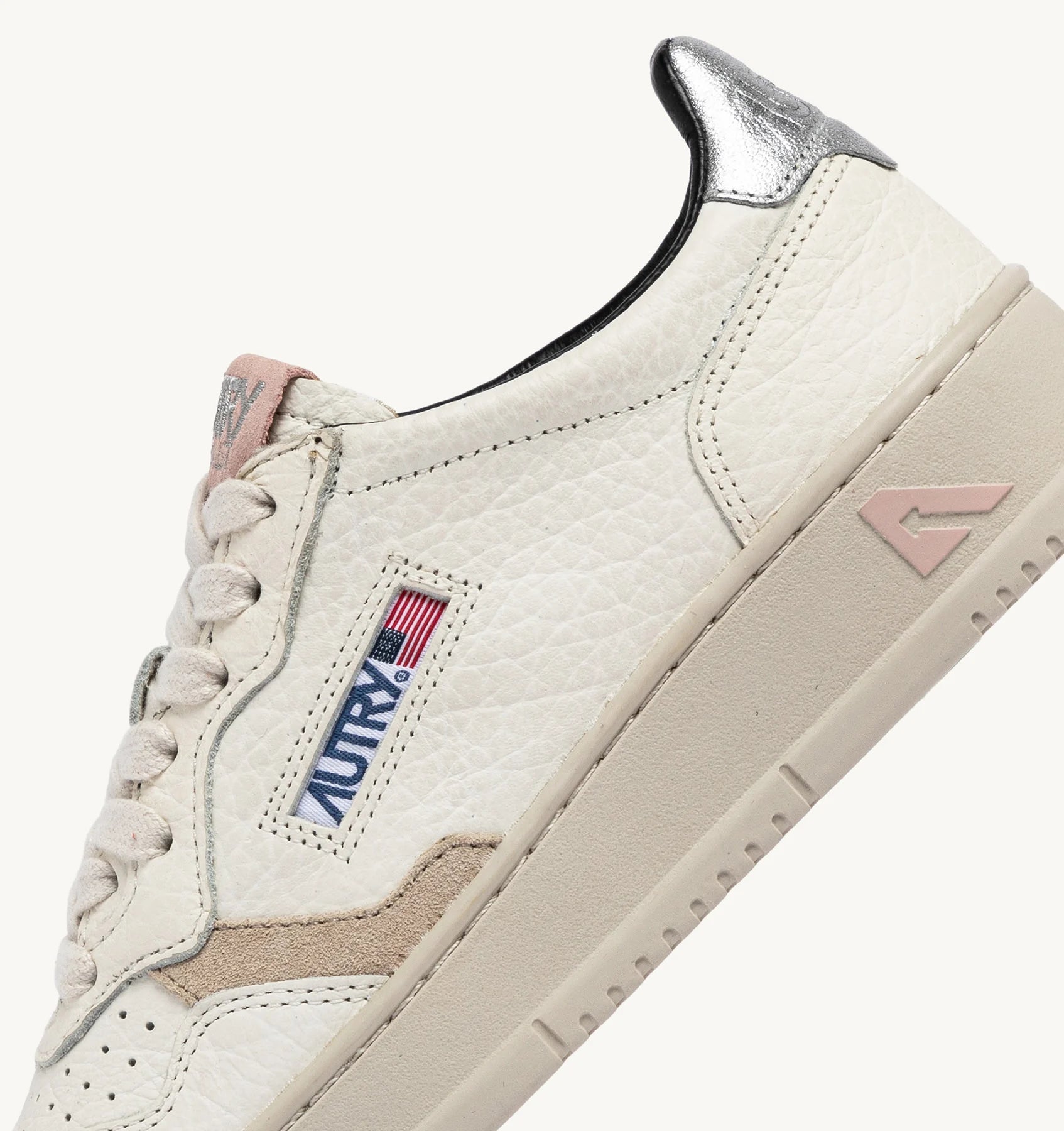 Medalist Low Sneakers in White Textured Leather with Silver and Pink Details