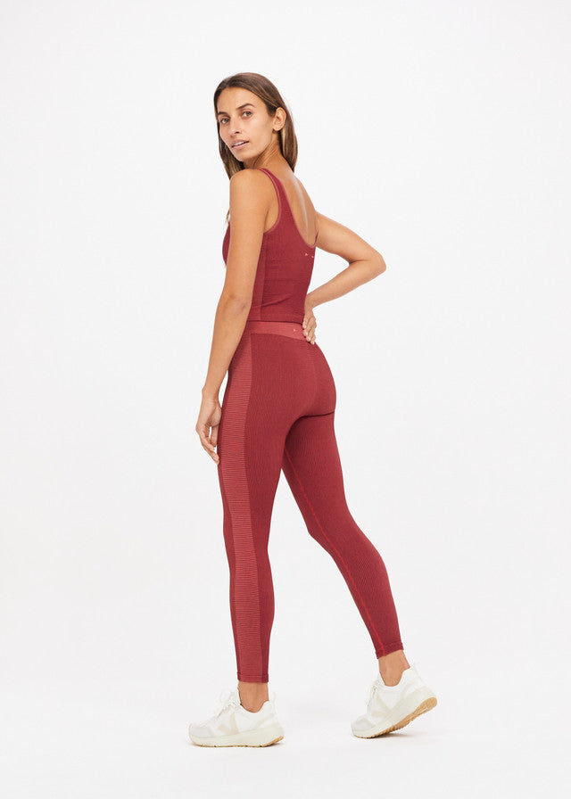 Ribbed Seamless Tess Crop