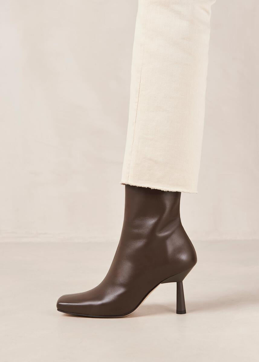 Frappe Coffee Brown Leather Ankle Boots