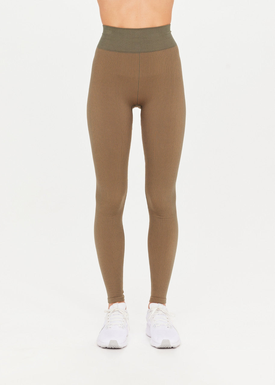 Ribbed Seamless 28in Pant