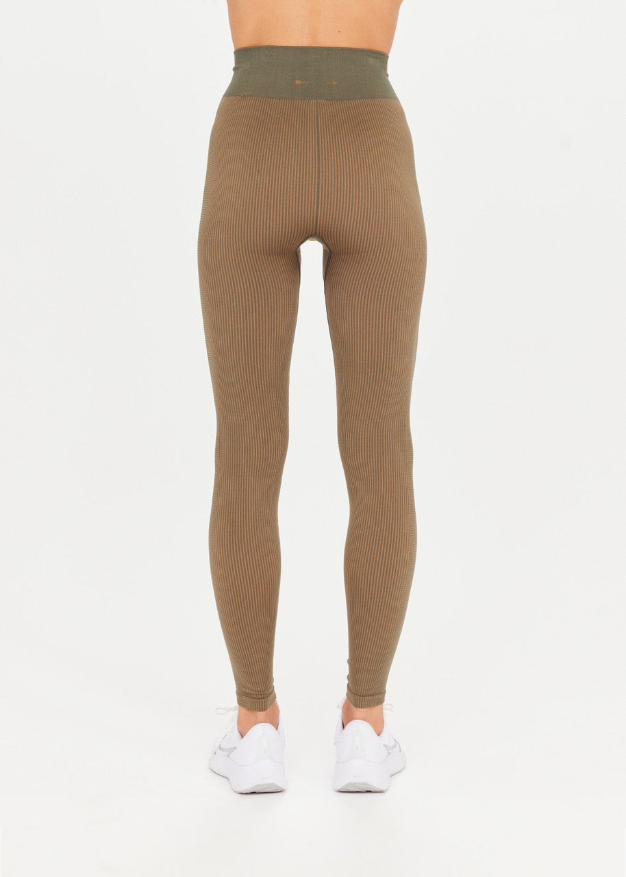 Ribbed Seamless 28in Pant