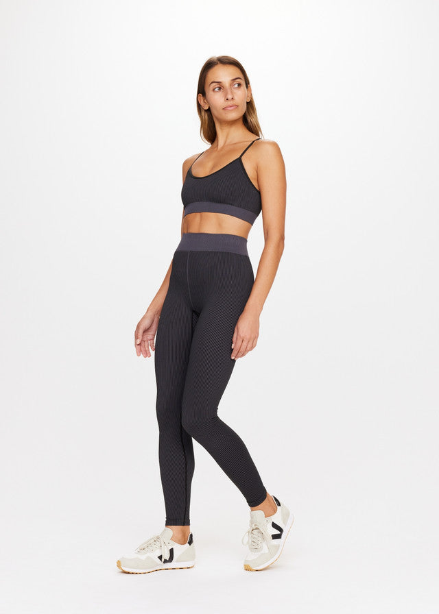 Ribbed Seamless 25in Midi Pant