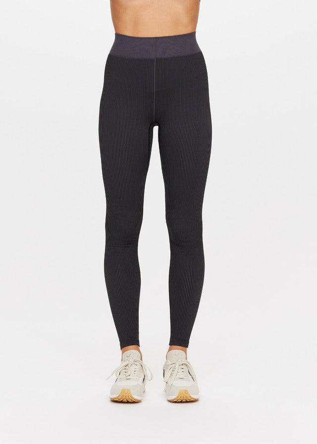 Ribbed Seamless 25in Midi Pant