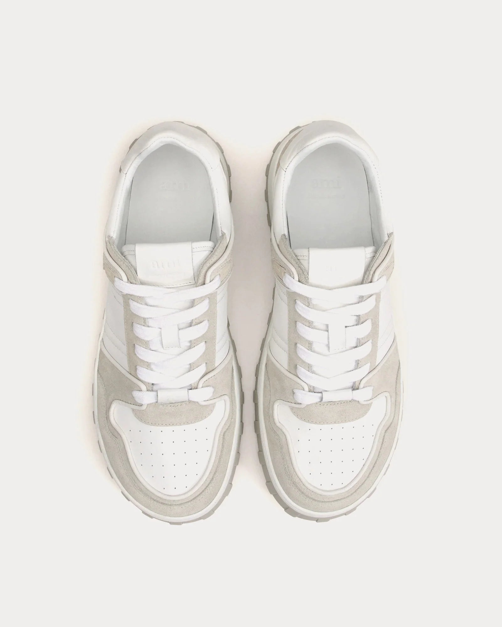Low Top Walk Sneakers