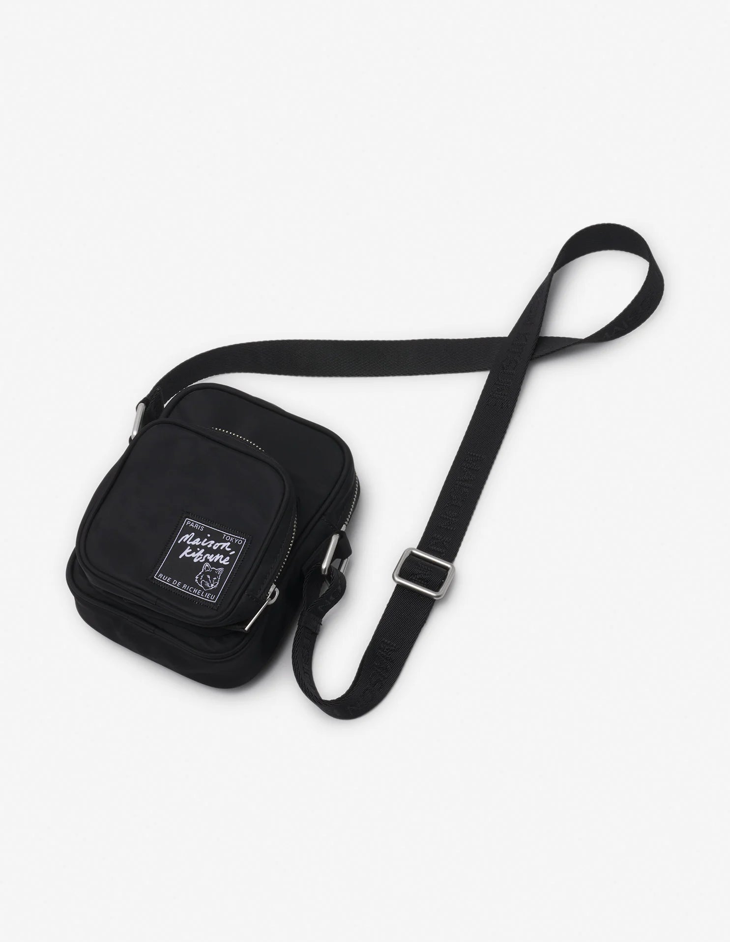 THE TRAVELLER CROSSBODY POUCH