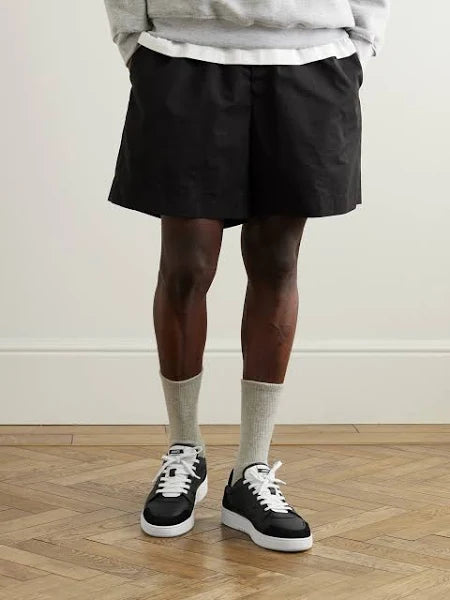 Dice Lo Sneaker