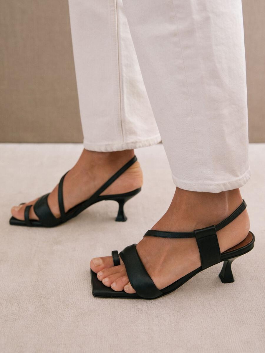 Asymmetric Straps Black
