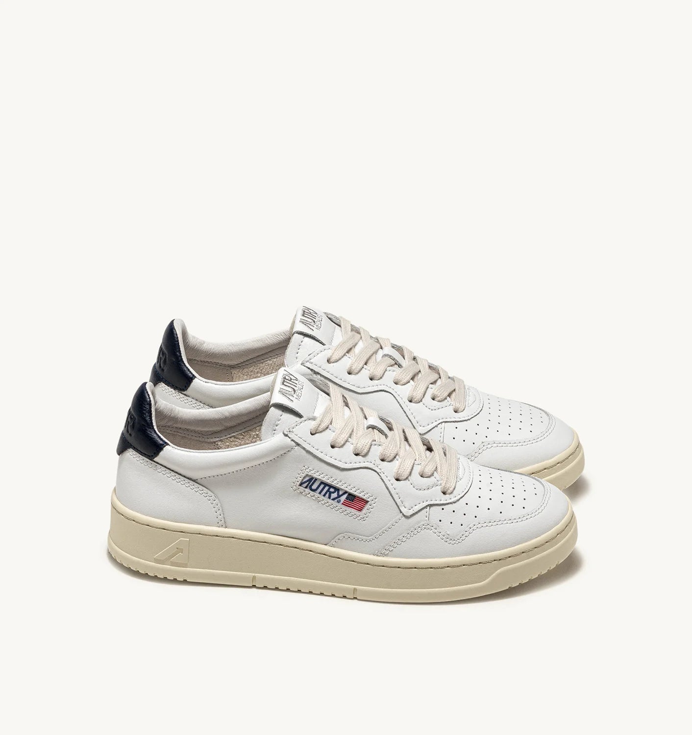 Medalist Low Sneakers In Leather Color White Space